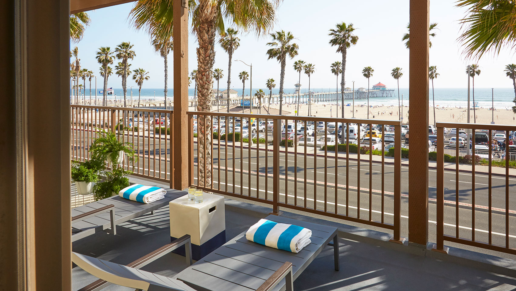 Kimpton Shorebreak Huntington Beach Resort Oceanfront Guestroom